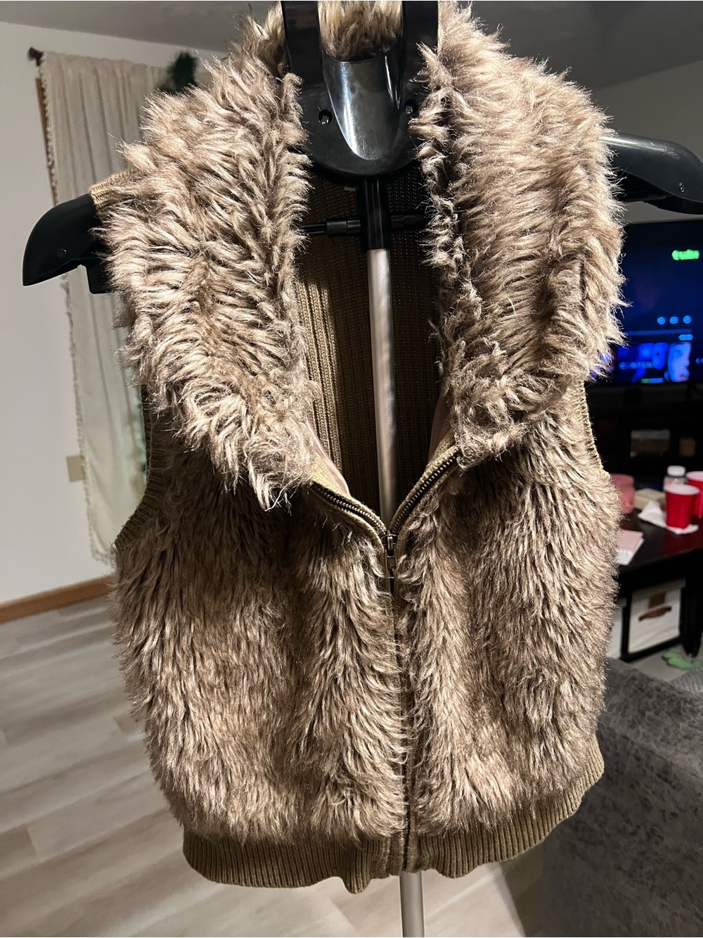 Arizona Jean Company Faux Fur Vest in Taupe